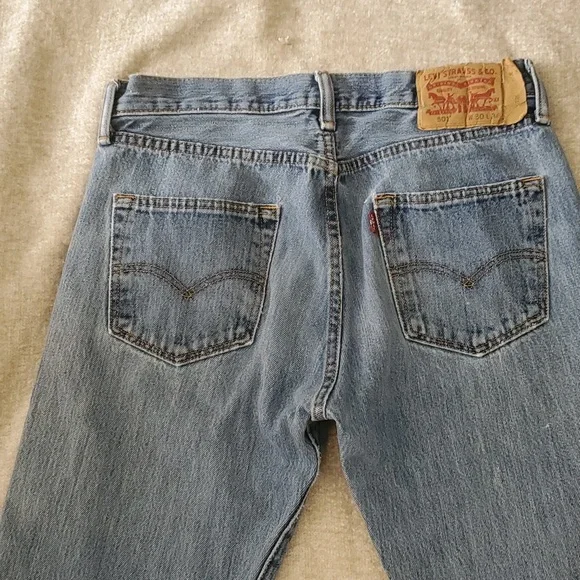 Levis 501 blue highrise button fly jeans size 30 - Picture 5 of 16